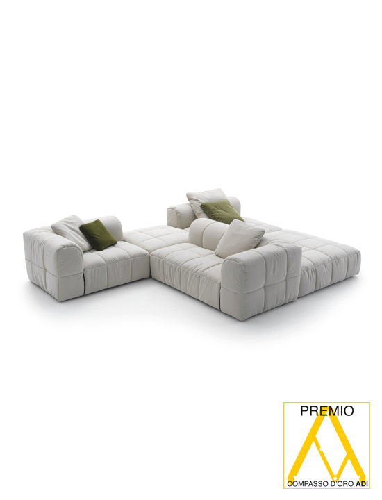 arflex-Strips-sofa-iconic-modular-seatsystem-design-Cini-Boeri-fabric-living-hospitality-project-luxury-twoseats-threeseats-madeinitaly-removablecover-modern-contemporary