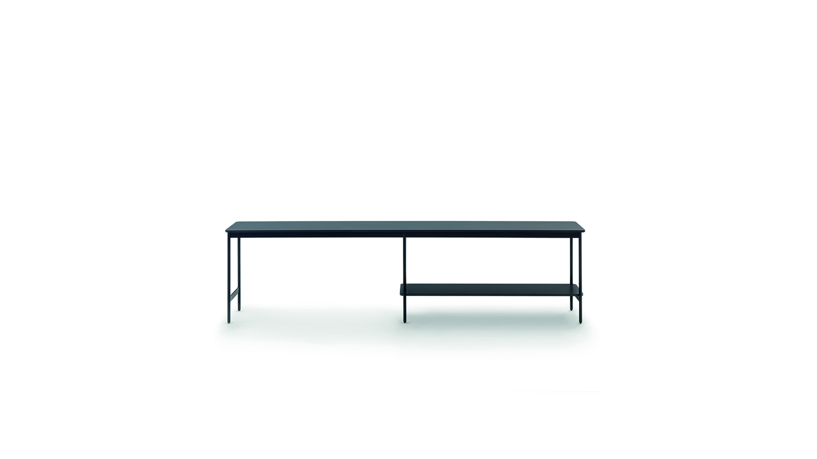 arflex-Capilano-tavolino-service-design-Luca-Nichetto-marmo-Carrara-Marquinia-Emperador-Fondovalle-Lava-living-office-hospitality-progetto-lusso-madeinitaly-moderno-contemporaneo